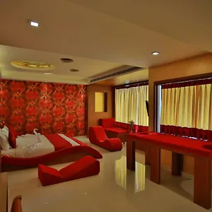 Resort Cherai, Cherai Beach