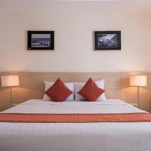 https://nhi-phi-hotel.nhatrangbesthotels.com